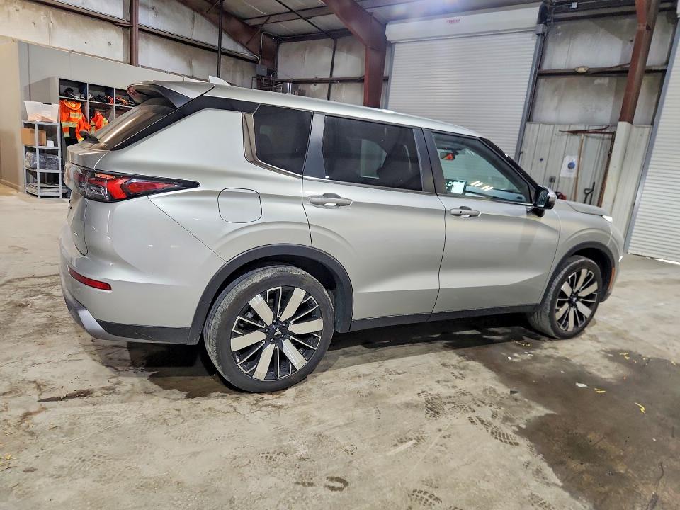 2025 Mitsubishi Outlander VIN JA4J4VA86SZ037167 COPART salvage auction — SIDE, Ma - Certificate Of Title, sold $15,000 on 2026-07-20 (photo 3)