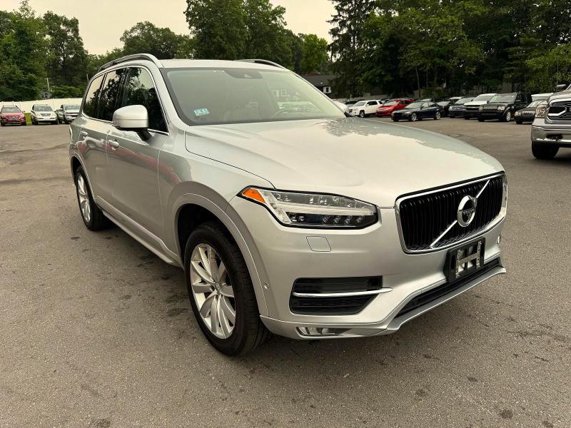 2016 Volvo Xc90 VIN YV4A22PK7G1060408 COPART salvage auction — MINOR DENT/SCRATCHES, Mt - Certificate Of Title, sold $7,100 on 2026-07-29 (photo 4)