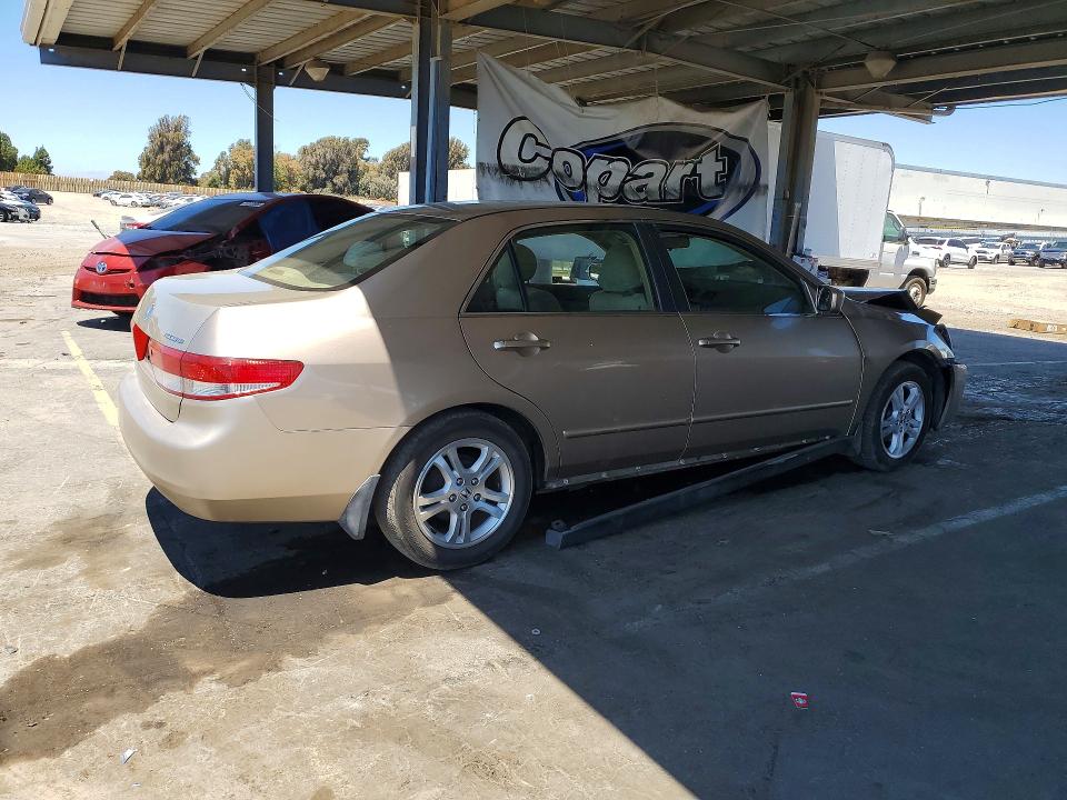 2005 Honda Accord VIN JHMCM56415C006953 COPART salvage auction — FRONT END, CA - SALVAGE CERTIFICATE, sold $325 on 2026-07-16 (photo 3)