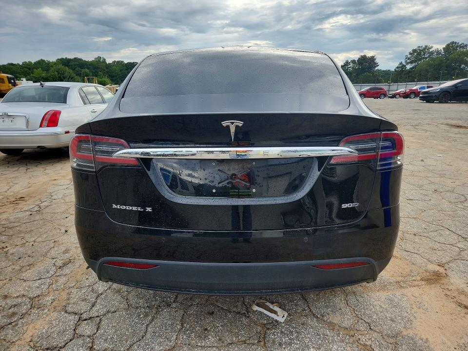 2016 Tesla Model x VIN 5YJXCAE28GF002368 COPART salvage auction — MINOR DENT/SCRATCHES, Mt - Certificate Of Title, sold $875 on 2026-07-21 (photo 6)