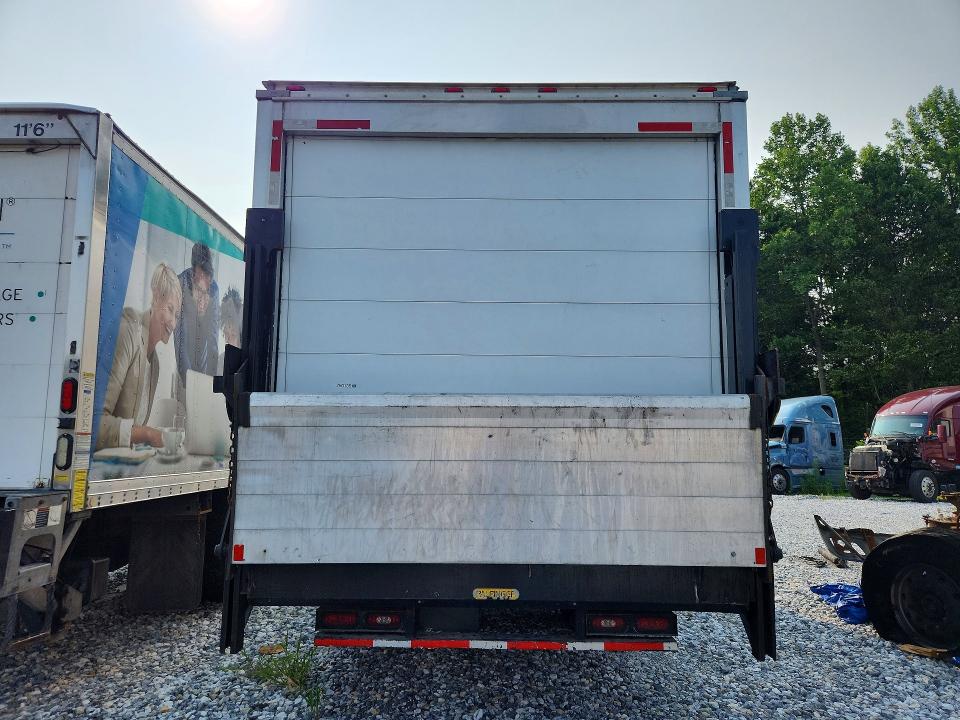 2018 Isuzu Nrr VIN JALE5W164J7302444 COPART salvage auction — BURN, Md - Certificate Of Title (P), sold $3,650 on 2026-07-30 (photo 6)