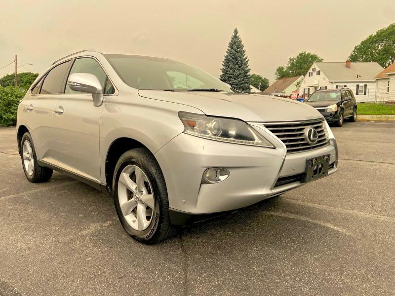2013 Lexus VIN 2T2BK1BAXDC185986 COPART salvage auction — NORMAL WEAR, Me - Certificate Of Title (P), sold $8,100 on 2026-08-03 (photo 1)