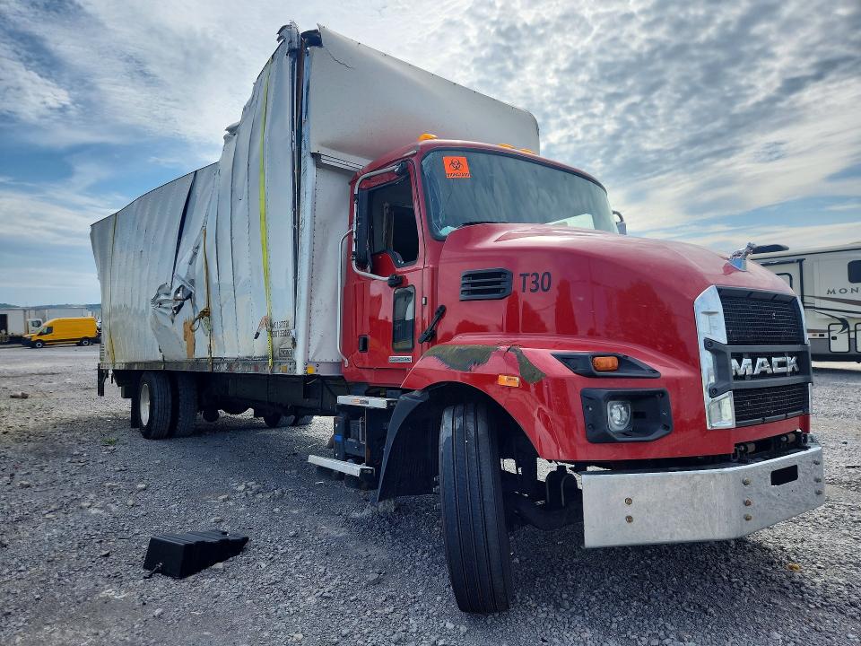 2023 Mack Md VIN 1M2MDBAA8PS005787 COPART salvage auction — ROLLOVER, TN - SALVAGE CERTIFICATE, sold $3,700 on 2026-09-02 (photo 4)