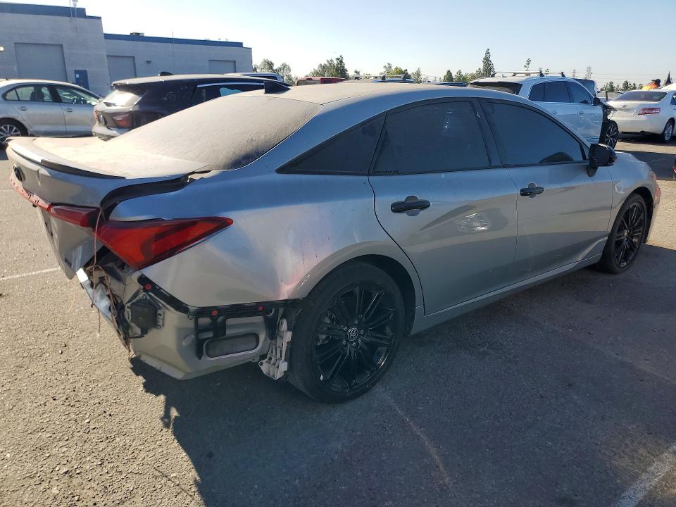 2022 Toyota Avalon VIN 4T1EA1ABXNU015366 COPART salvage auction — REAR END, Ca - Dis/Dlr/Exp Clean W/Salv Hist, sold $10,500 on 2026-08-04 (photo 3)