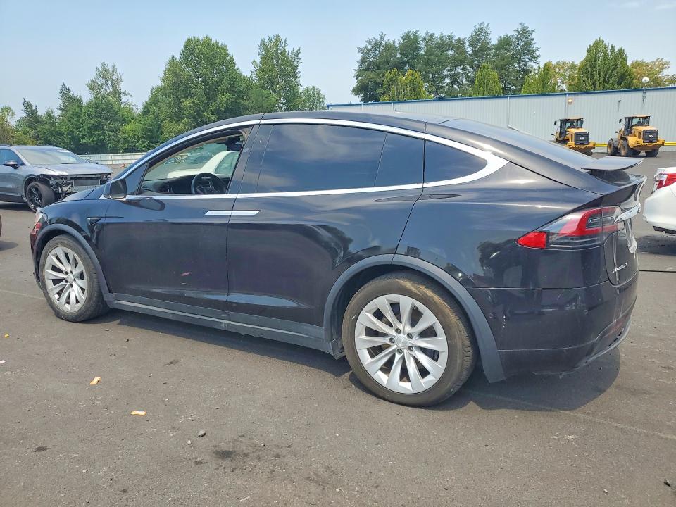 2017 Tesla Model x VIN 5YJXCBE2XHF049392 COPART salvage auction — FRONT END, Ca - Cert Of Title-Salvaged, sold $150 on 2026-07-27 (photo 2)