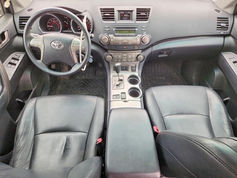 2009 Toyota Highlander VIN JTEES43A692125528 COPART salvage auction — SIDE, AB - BOS - SALVAGE, sold $1,150 on 2026-07-28 (photo 8)