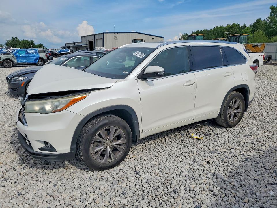 2015 Toyota Highlander VIN 5TDJKRFH7FS185086 COPART salvage auction — FRONT END, Mi - Certificate Of Title, sold $800 on 2026-07-30 (photo 1)