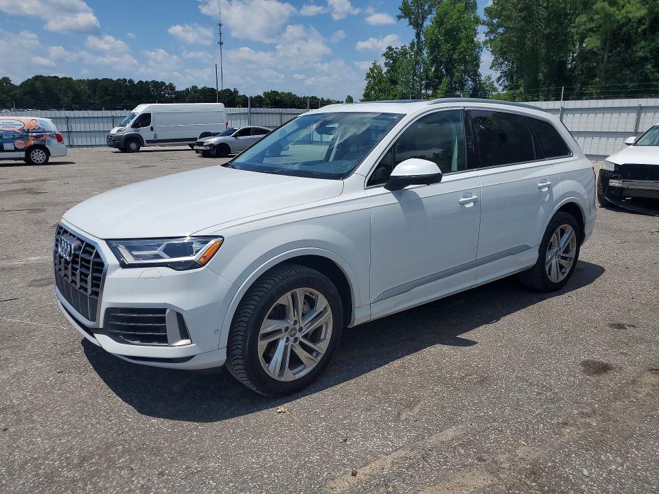 2020 Audi Q7 VIN WA1LXAF78LD002752 — COPART salvage auction photo