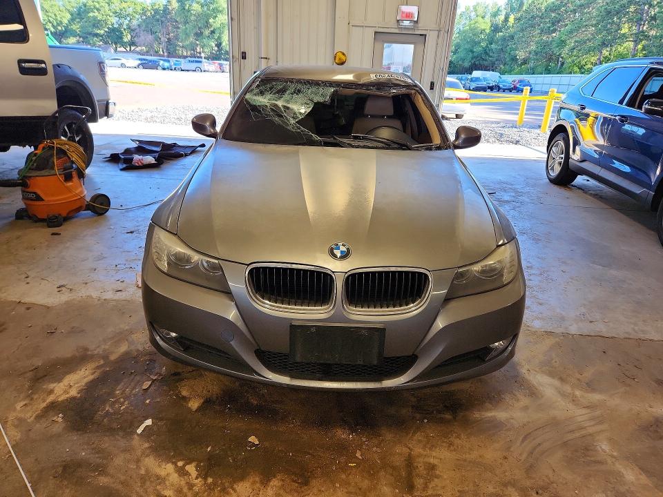 2010 BMW 3 series VIN WBAPH5G52ANM36047 COPART salvage auction — ROOF, Ca - Dealer Only Clean Title, sold $775 on 2026-07-28 (photo 5)
