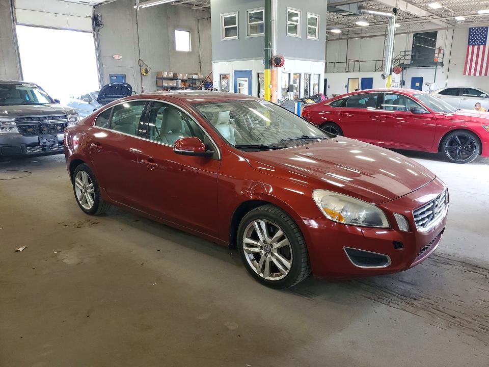 2013 Volvo S60 VIN YV1612FS7D2189455 COPART salvage auction — MINOR DENT/SCRATCHES, Salvage Title, sold $550 on 2026-07-28 (photo 4)
