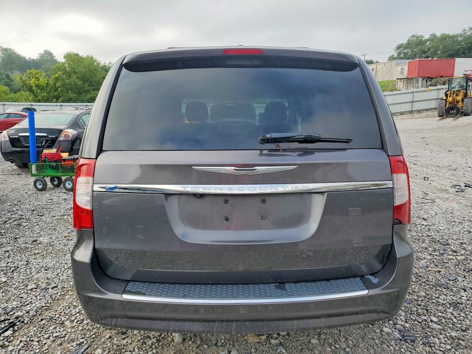 2016 Chrysler Voyager VIN 2C4RC1BG8GR260855 COPART salvage auction — MINOR DENT/SCRATCHES, Oh - Certificate Of Title, sold $1,150 on 2026-07-31 (photo 6)