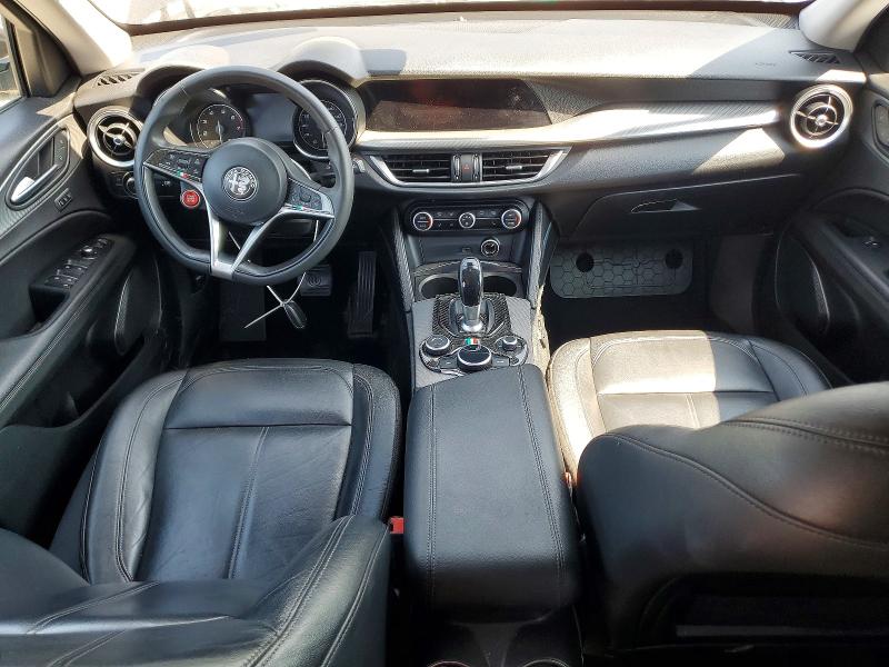 2018 Alfa romeo Stelvio VIN ZASFAKBN0J7B60472 COPART salvage auction — NORMAL WEAR, Ma - Certificate Of Title, sold $2,250 on 2026-07-29 (photo 8)