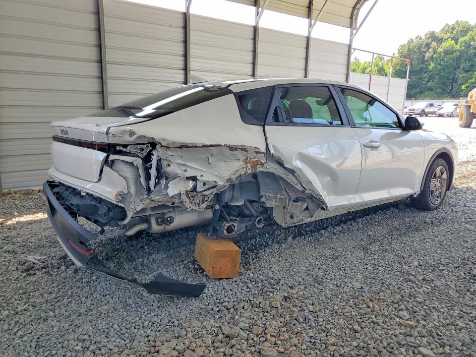 2025 Kia K4 VIN 3KPFT4DEXSE142414 COPART salvage auction — REAR END, Sc - Certificate Of Title, sold $7,200 on 2026-08-20 (photo 3)
