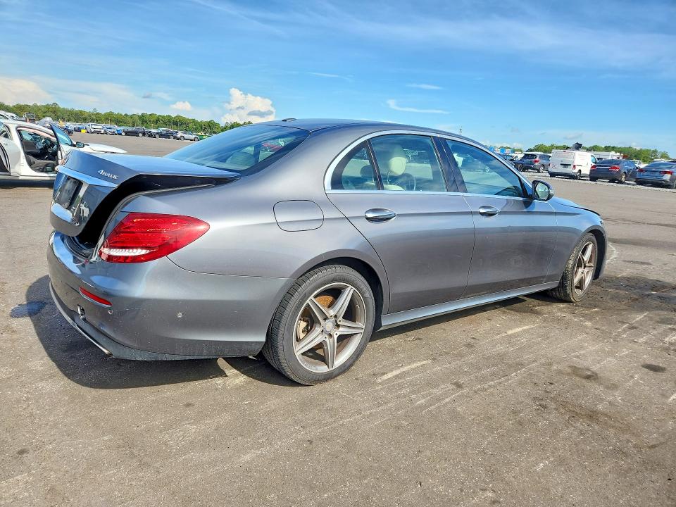 2017 Mercedes-benz VIN WDDZF4KB5HA059326 COPART salvage auction — WATER/FLOOD, Fl - Cert Of Title-Slvg Rebld Flood, sold $2,950 on 2026-07-22 (photo 3)
