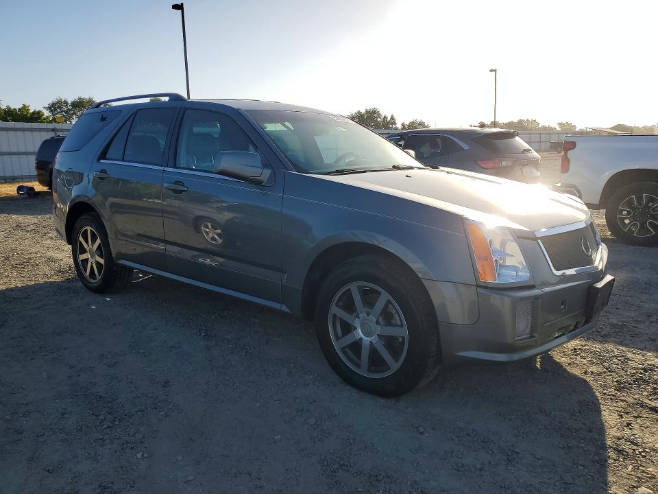 2004 Cadillac Srx VIN 1GYEE63A440142530 COPART salvage auction — MECHANICAL, Ca - Dis/Dlr/Exp Only Clean Title, sold $1,500 on 2026-07-25 (photo 4)