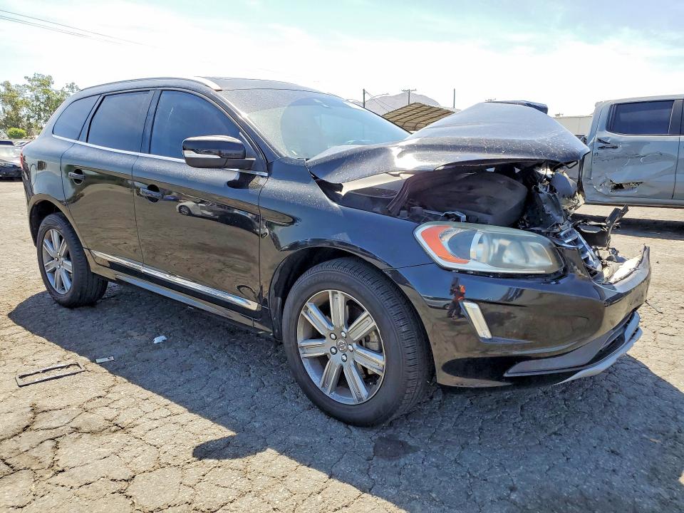 2016 Volvo Xc60 VIN YV440MDK6G2782059 COPART salvage auction — FRONT END, CA - SALVAGE CERTIFICATE, sold $700 on 2026-08-06 (photo 4)