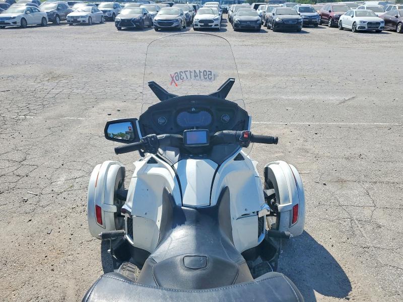 2017 Can-am/ brp Spyder VIN 2BXNBDD20HV002956 COPART salvage auction — FRONT END, Ia - Cert Of Title-Salvage Title, sold $3,200 on 2026-08-31 (photo 6)