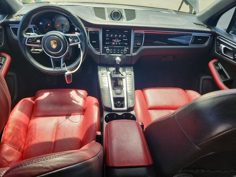 2017 Porsche Macan VIN WP1AB2A51HLB14120 COPART salvage auction — MINOR DENT/SCRATCHES, Fl - Certificate Of Title, sold $11,400 on 2026-07-28 (photo 8)