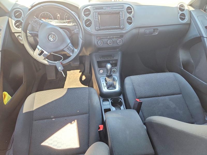 2017 Volkswagen Tiguan VIN WVGBV7AX2HK051719 COPART salvage auction — MECHANICAL, OR - CERT OF TITLE-RECONSTRUCTED, sold $750 on 2026-08-05 (photo 8)