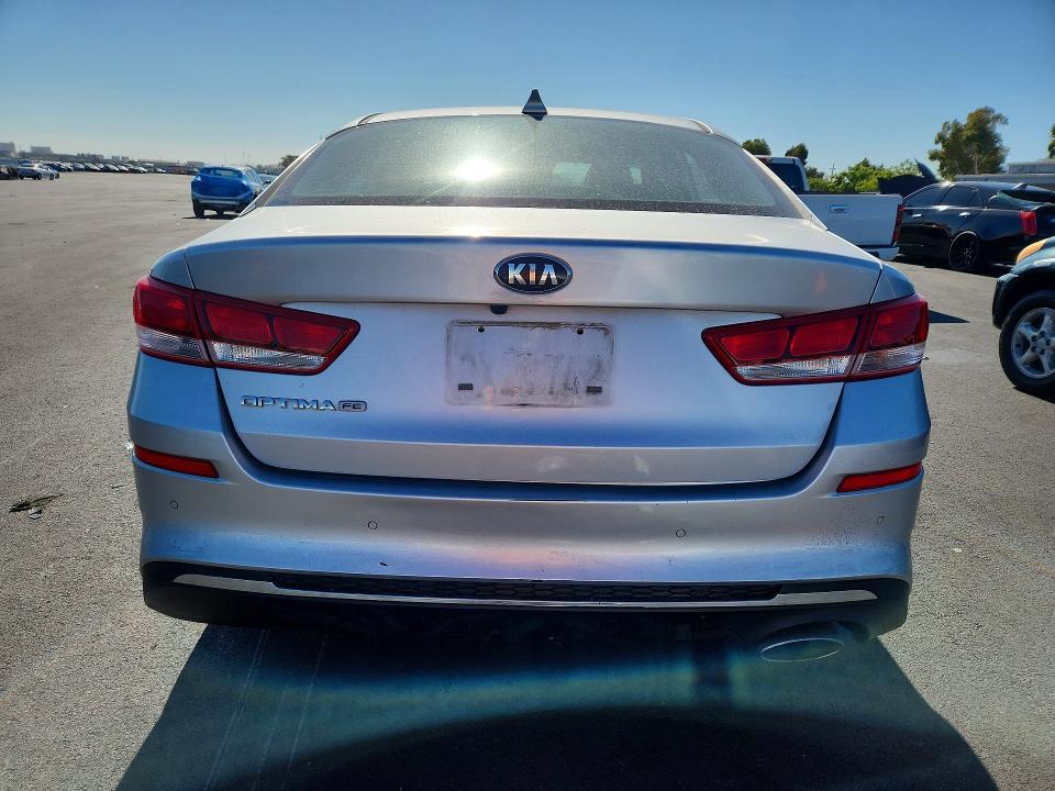 2020 Kia Optima VIN 5XXGT4L38LG435788 COPART salvage auction — VANDALISM, CA - SALVAGE CERTIFICATE, sold $900 on 2026-07-20 (photo 6)