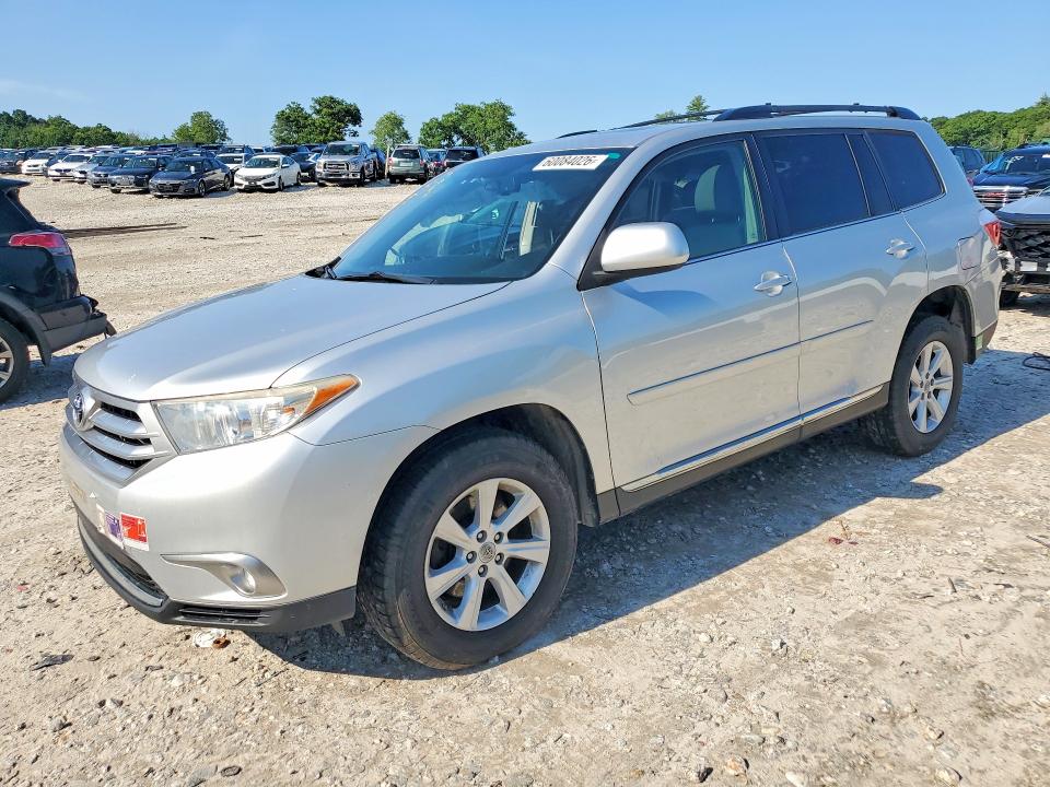 2011 Toyota Highlander VIN 5TDBK3EH3BS091834 COPART salvage auction — SIDE, MA - CERT OF TITLE-RECONSTRCTD COLL, sold $575 on 2026-07-22 (photo 1)