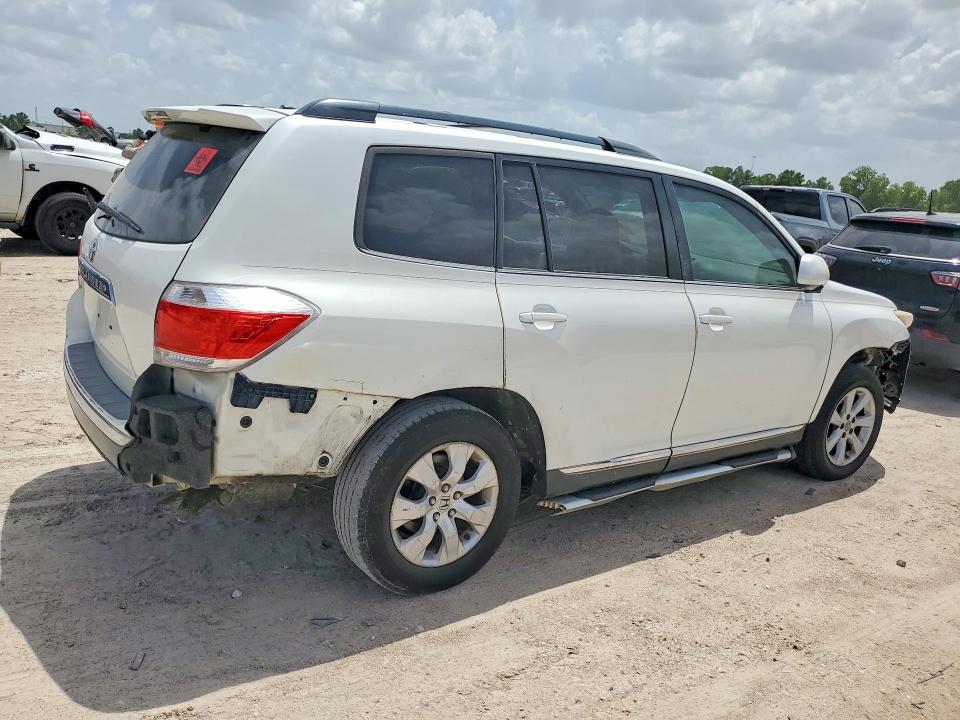 2012 Toyota Highlander VIN 5TDZK3EH2CS069310 COPART salvage auction — REAR END, La - Certificate Of Title (P), sold $3,850 on 2026-07-28 (photo 3)