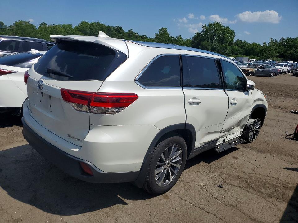 2019 Toyota Highlander VIN 5TDJZRFH7KS627452 COPART salvage auction — SIDE, Ct - Cert Of Title-Salvage, sold $8,800 on 2026-07-31 (photo 3)