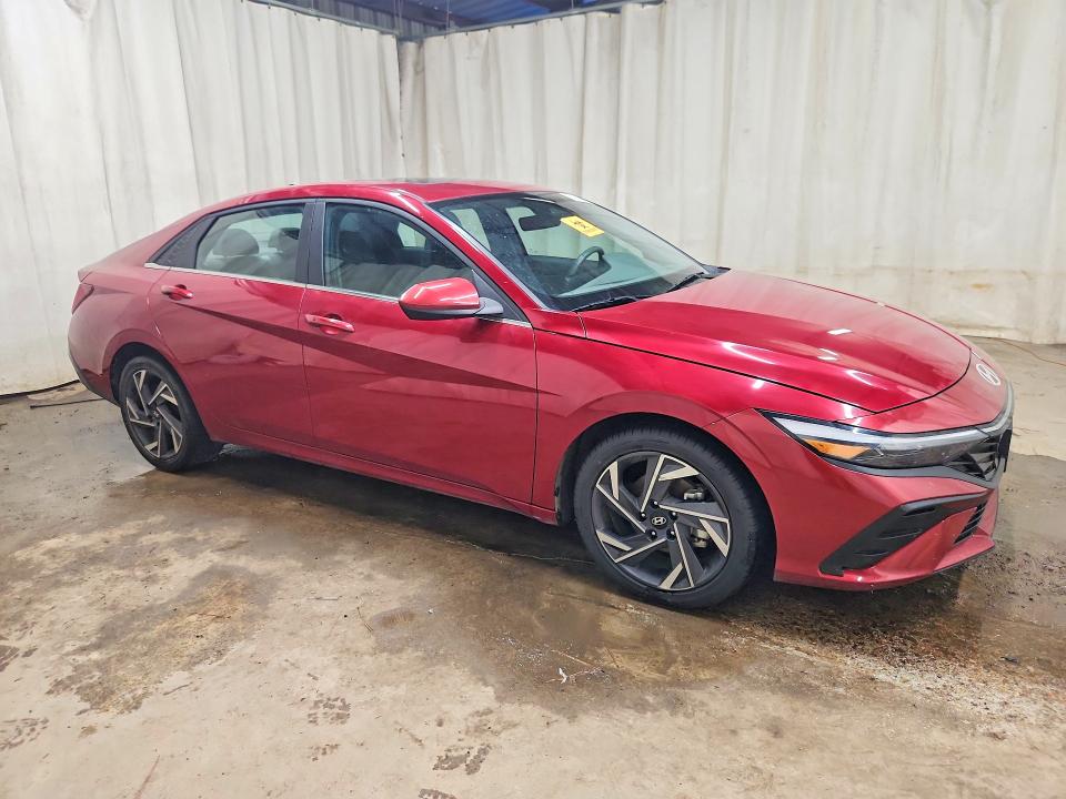 2025 Hyundai Elantra VIN KMHLS4DG2SU913355 COPART salvage auction — WATER/FLOOD, FL - CERT OF TITLE-SLVG REBLD FLOOD (P), sold $4,700 on 2026-07-20 (photo 4)