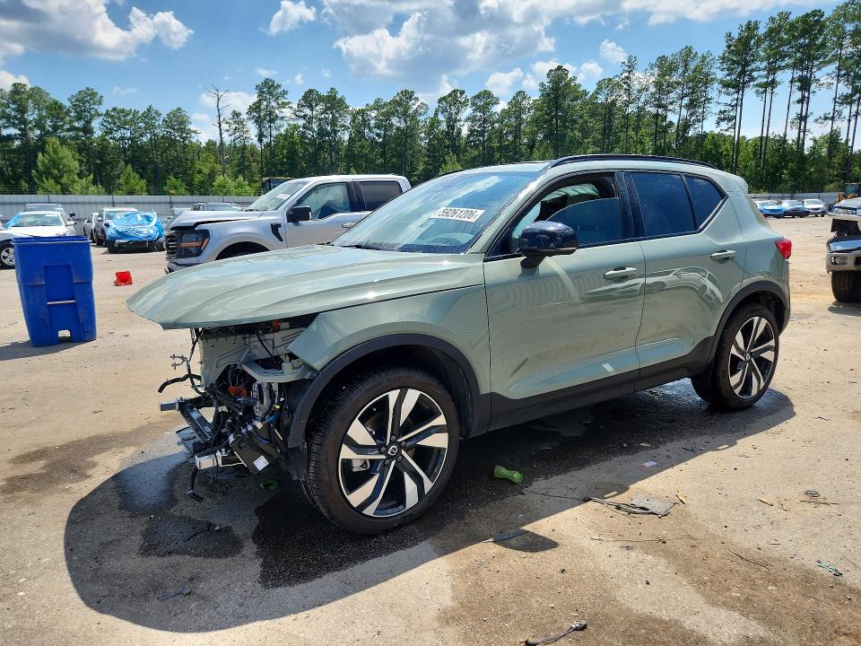 2025 Volvo Xc40 VIN YV4L12UC6S2605977 COPART salvage auction — FRONT END, Sc - Cert Of Title-Salvage, sold $6,300 on 2026-08-17 (photo 1)