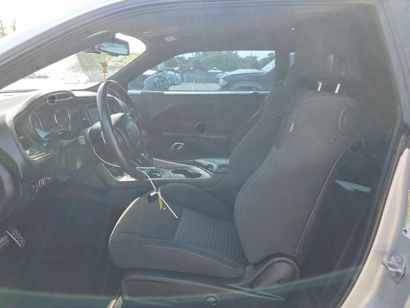 2022 Dodge Challenger VIN 2C3CDZFJ2NH156358 COPART salvage auction — MINOR DENT/SCRATCHES, FL - CERT OF TITLE W/SLVG HISTORY, sold $25,750 on 2026-07-29 (photo 7)