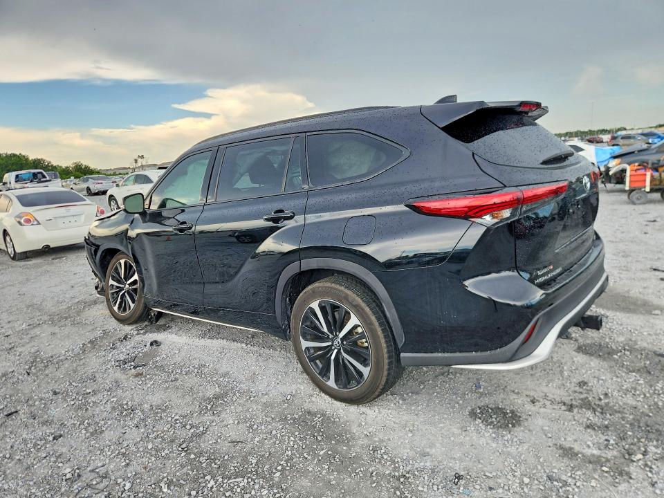 2021 Toyota Highlander VIN 5TDLZRAH6MS085716 COPART salvage auction — FRONT END, Fl - Cert Of Title Slvg Rebuildable, sold $13,600 on 2026-07-17 (photo 2)