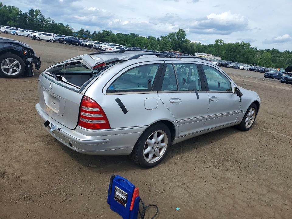 2002 Mercedes-benz C class VIN WDBRH64JX2F139718 COPART salvage auction — ROOF, CT - CERT OF TITLE-SALVAGE, sold $450 on 2026-07-28 (photo 3)