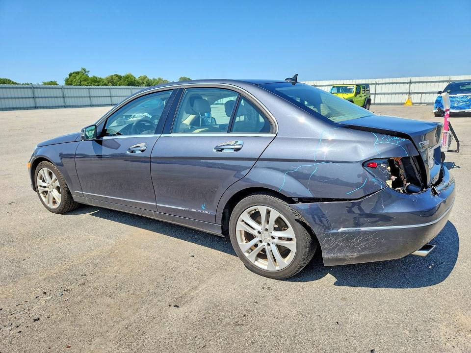 2014 Mercedes-benz C-klasse VIN WDDGF8AB0ER305910 COPART salvage auction — REAR END, Ri - Cert Of Title-Reconstructed Sa, sold $3,150 on 2026-07-15 (photo 2)