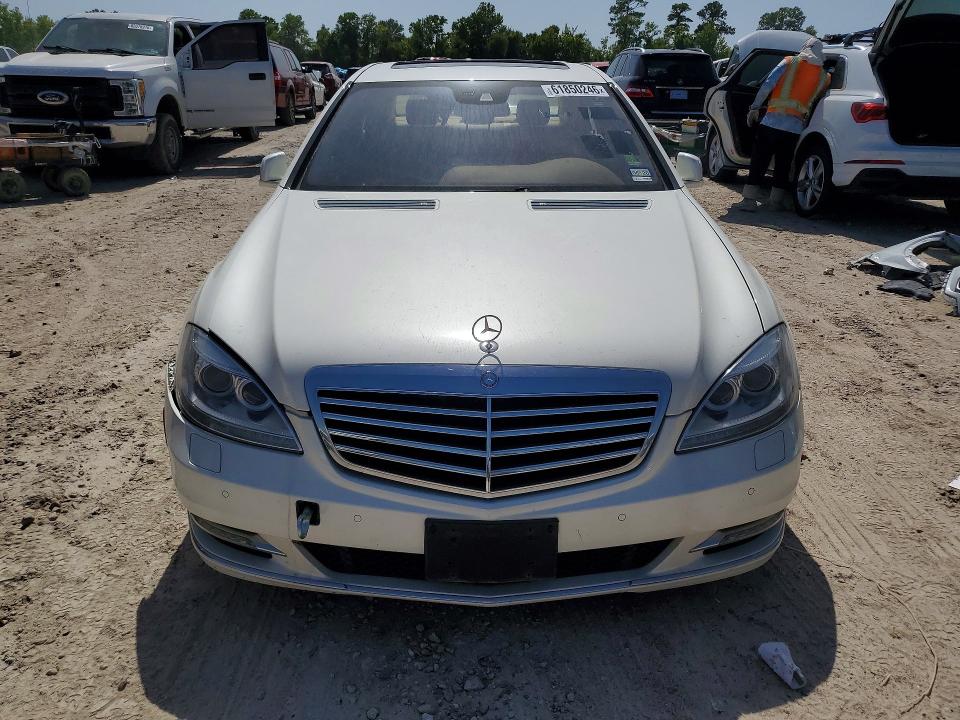 2012 Mercedes-benz S class VIN WDDNG7DB7CA468737 COPART salvage auction — MINOR DENT/SCRATCHES, TX - CERTIFICATE OF TITLE, sold $1,550 on 2026-07-31 (photo 5)