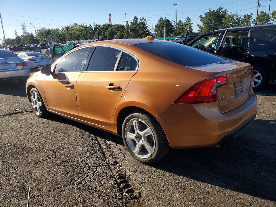 2012 Volvo S60 VIN YV1622FS4C2033966 COPART salvage auction — ROOF, Co - Public - Salvage Title, sold $2,200 on 2026-08-18 (photo 2)