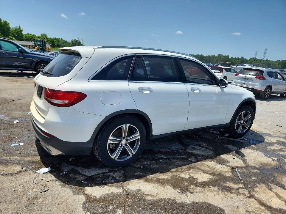 2017 Mercedes-benz Glc VIN WDC0G4JB6HF196807 COPART salvage auction — NORMAL WEAR, Tn - Certificate Of Title (P), sold $3,350 on 2026-08-06 (photo 3)