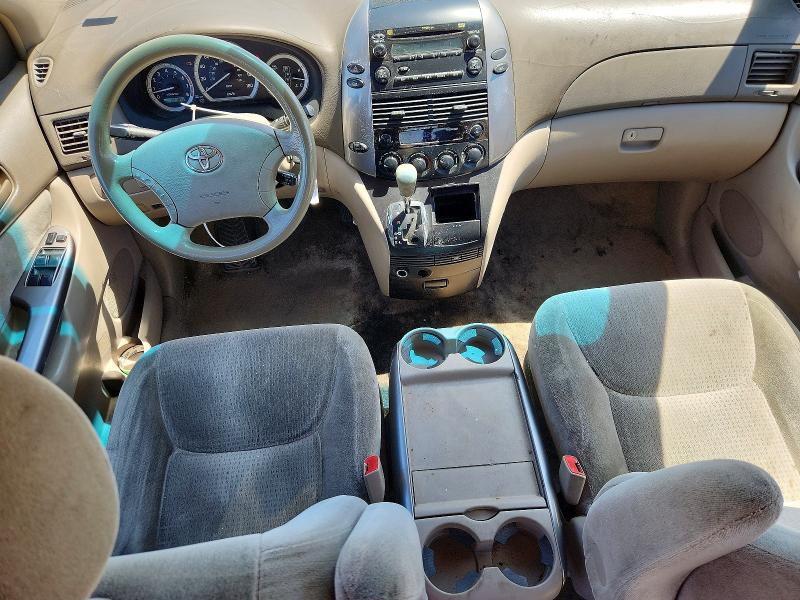 2006 Toyota Sienna VIN 5TDZA29C56S410814 COPART salvage auction — FRONT END, On - Permit No Brand - Unfit, sold $200 on 2026-07-21 (photo 8)