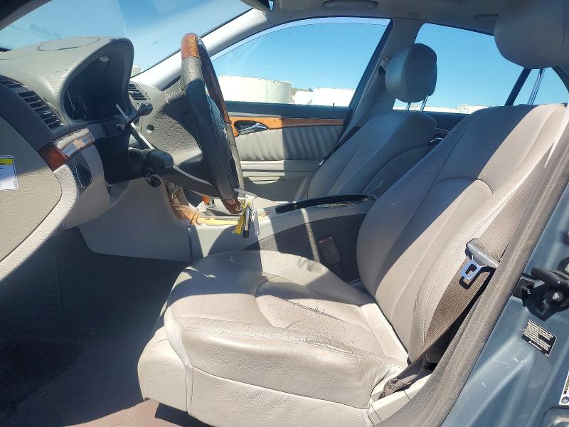 2007 Mercedes-benz E-class VIN WDBUF56X27B067021 COPART salvage auction — MINOR DENT/SCRATCHES, CA - DIS/DLR/EXP ONLY CLEAN TITLE, sold $425 on 2026-08-17 (photo 7)