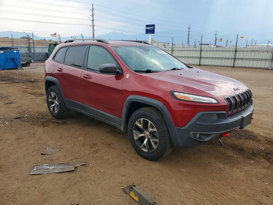 2014 Jeep Cherokee VIN 1C4PJMBS0EW161048 COPART salvage auction — MINOR DENT/SCRATCHES, Co - Dis/Dlr/Exp Only Clean Title, sold $2,000 on 2026-08-03 (photo 4)