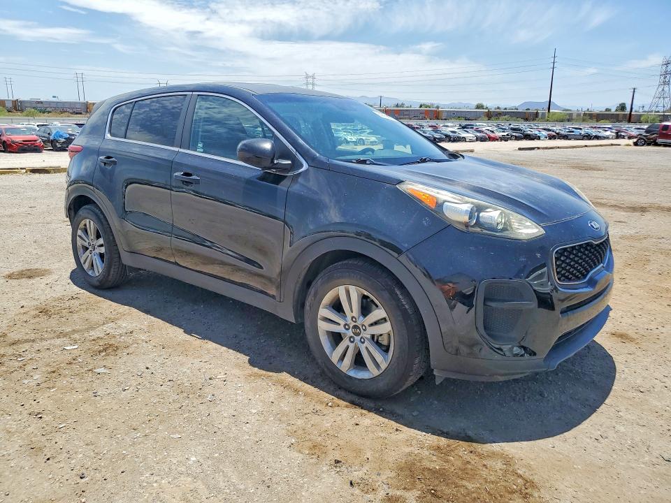 2019 Kia Sportage VIN KNDPM3ACXK7508211 COPART salvage auction — SIDE, AZ - CERT OF TITLE - SALVAGE, sold $2,800 on 2026-07-24 (photo 4)