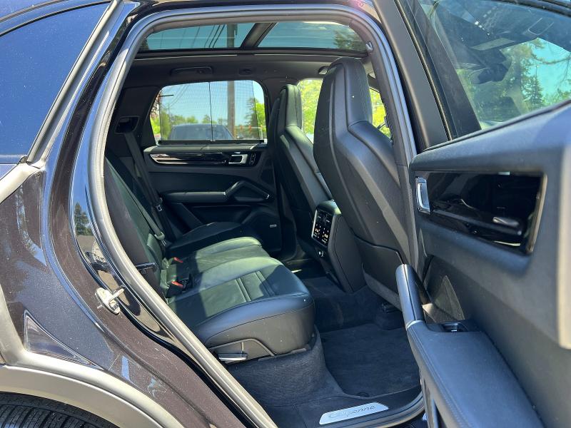 2019 Porsche Cayenne VIN WP1AE2AY8KDA52072 COPART salvage auction — MINOR DENT/SCRATCHES, In - Certificate Of Title (P), sold $25,000 on 2026-07-27 (photo 6)