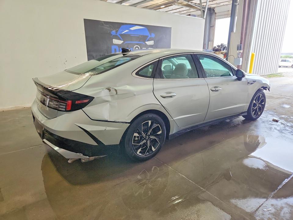 2025 Hyundai Sonata VIN KMHL64JA3SA478559 COPART salvage auction — FRONT END, Az - Cert Of Title - Salvage (P), sold $6,700 on 2026-07-27 (photo 3)