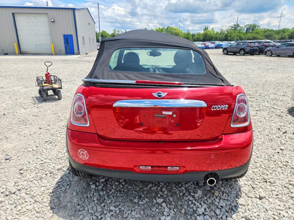 2015 Mini Cooper VIN WMWZN3C53FT861646 COPART salvage auction — ROOF, MA - CERTIFICATE OF TITLE, sold $1,700 on 2026-07-23 (photo 6)