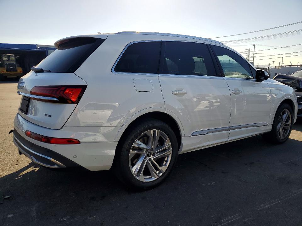 2021 Audi Q7 VIN WA1AJAF73MD038813 COPART salvage auction — REAR END, Ca - Salvage Certificate, sold $14,300 on 2026-08-26 (photo 3)