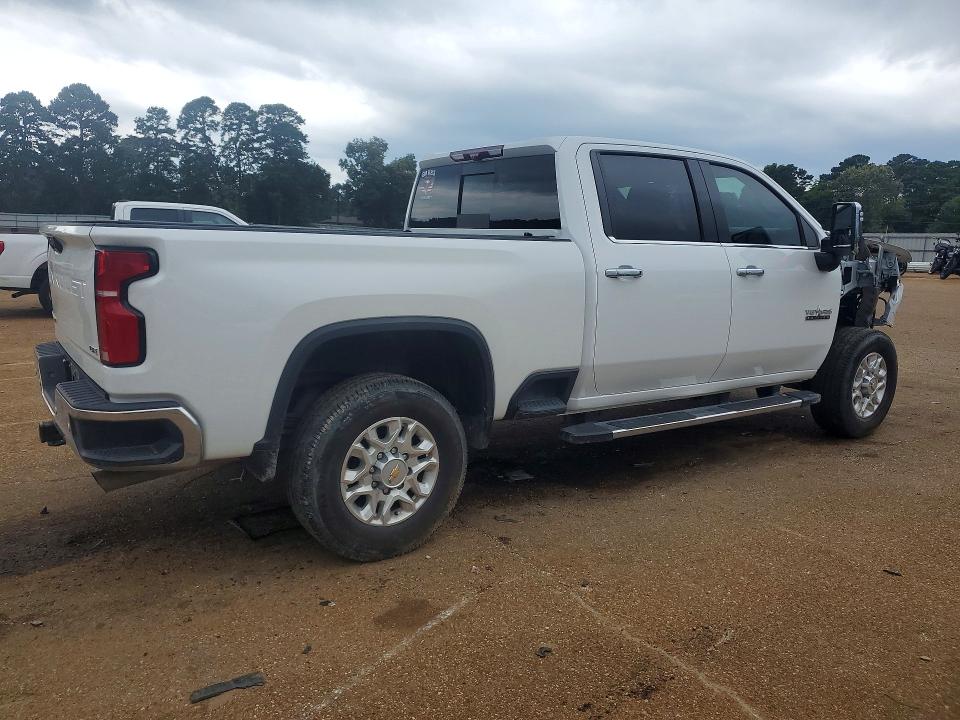 2024 Chevrolet Silverado VIN 2GC4YPE76R1106530 COPART salvage auction — FRONT END, Tx - Salvage Vehicle Title, sold $21,000 on 2026-07-20 (photo 3)