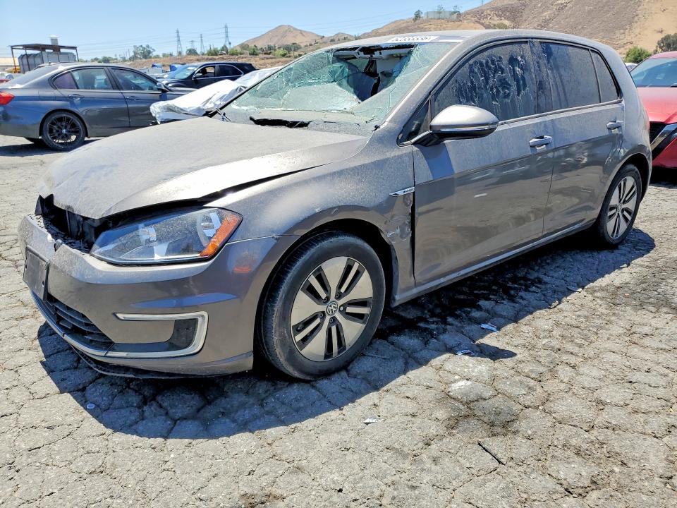2016 Volkswagen E-golf VIN WVWKP7AUXGW911698 COPART salvage auction — FRONT END, Ca - Dis/Dlr/Exp Only Clean Title, sold $1,650 on 2026-08-10 (photo 1)