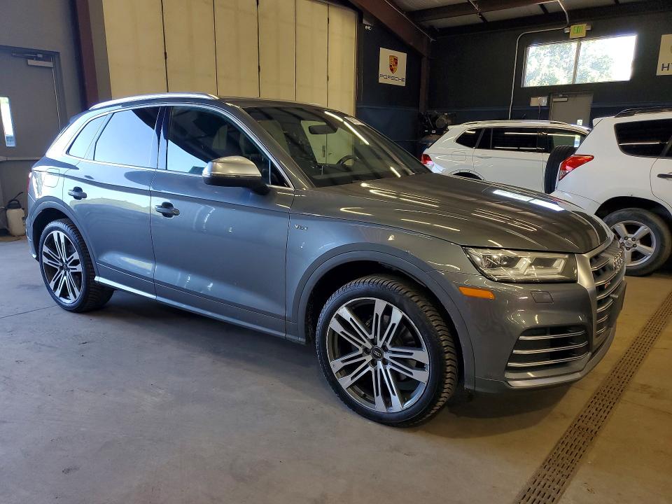 2018 Audi Sq5 VIN WA1A4AFY6J2048288 COPART salvage auction — MINOR DENT/SCRATCHES, Nh - Certificate Of Title (P), sold $9,400 on 2026-07-30 (photo 4)