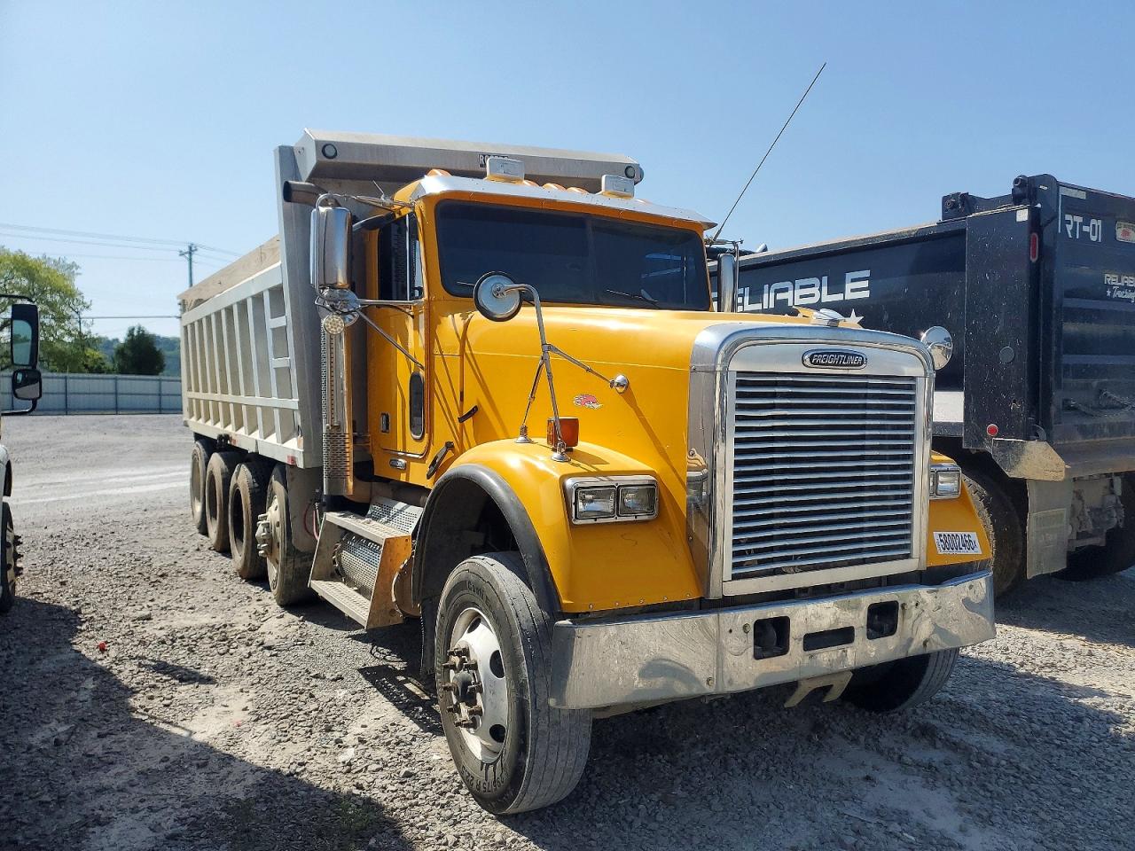 2010 Freightliner Fld120 VIN 1FVHALCK3ADAV2965 — COPART salvage auction photo