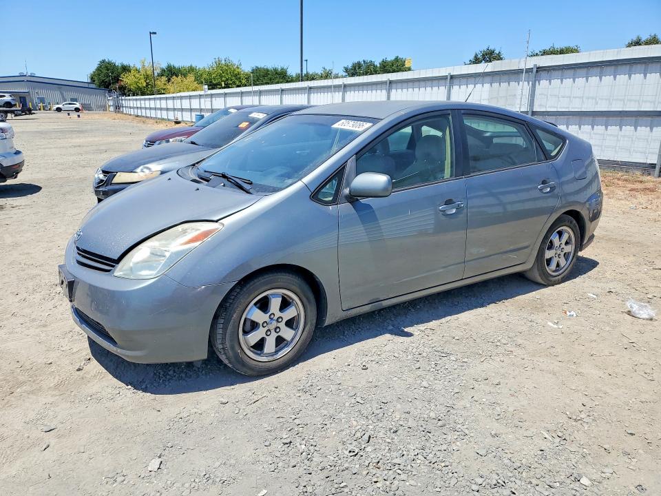 2005 Toyota Prius VIN JTDKB20U253094745 COPART salvage auction — VANDALISM, CA - SALVAGE CERTIFICATE, sold $500 on 2026-07-16 (photo 1)