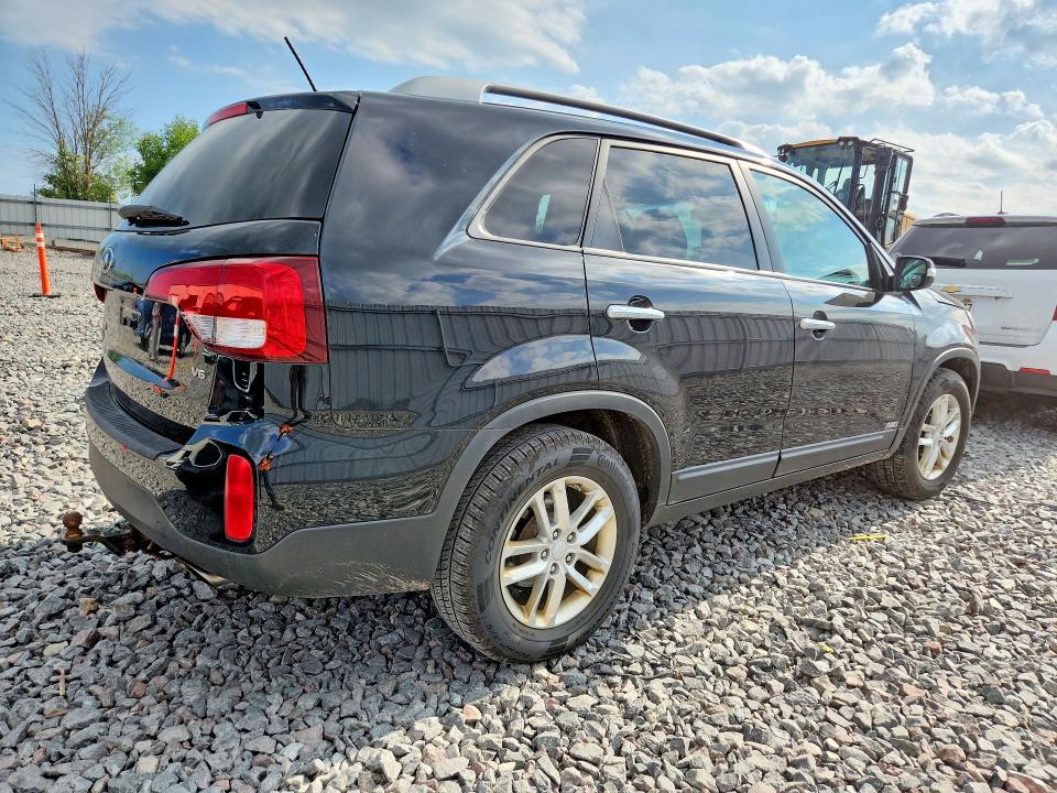 2015 Kia Sorento VIN 5XYKTDA71FG602248 COPART salvage auction — HAIL, Wi - Certificate Of Title, sold $1,600 on 2026-07-20 (photo 3)